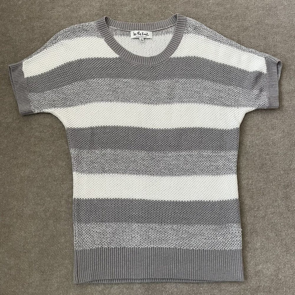 In The Knit Sweater Womens Small Gray White Striped Short The Limited Summer